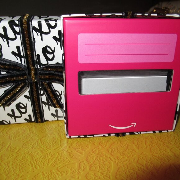 4 Piece XOXO Black White Credit Card Holder Gift Box with Ribbon New - Picture 3 of 4